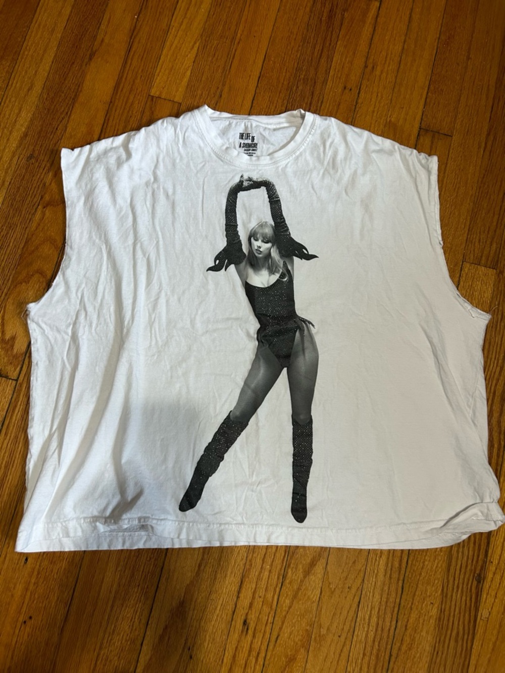 The Life Of A Showgirl Shiny DIY T-Shirt ( Sleeves Cut Off) Size 3XL